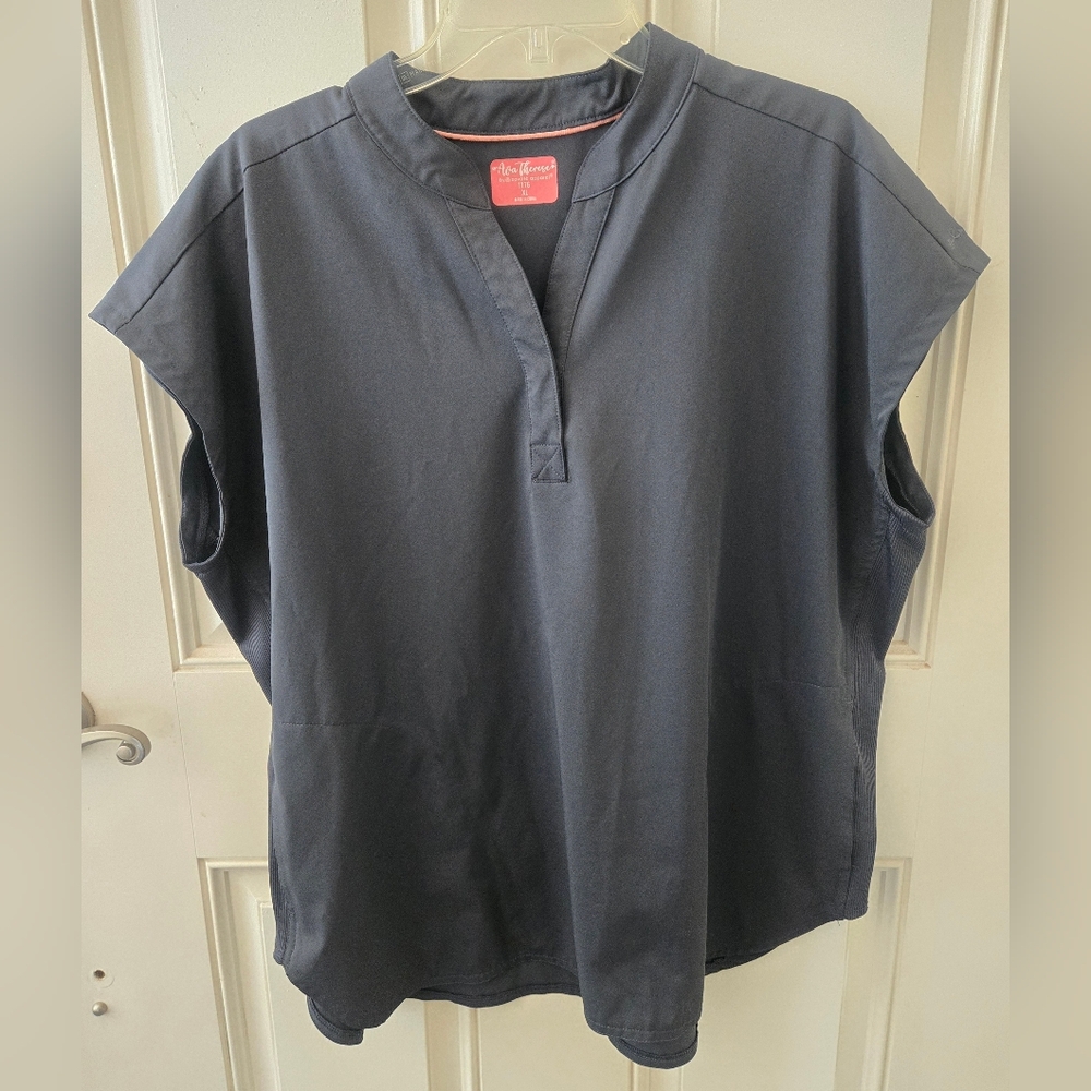 Ava Therese Grey Scrubs Size XL